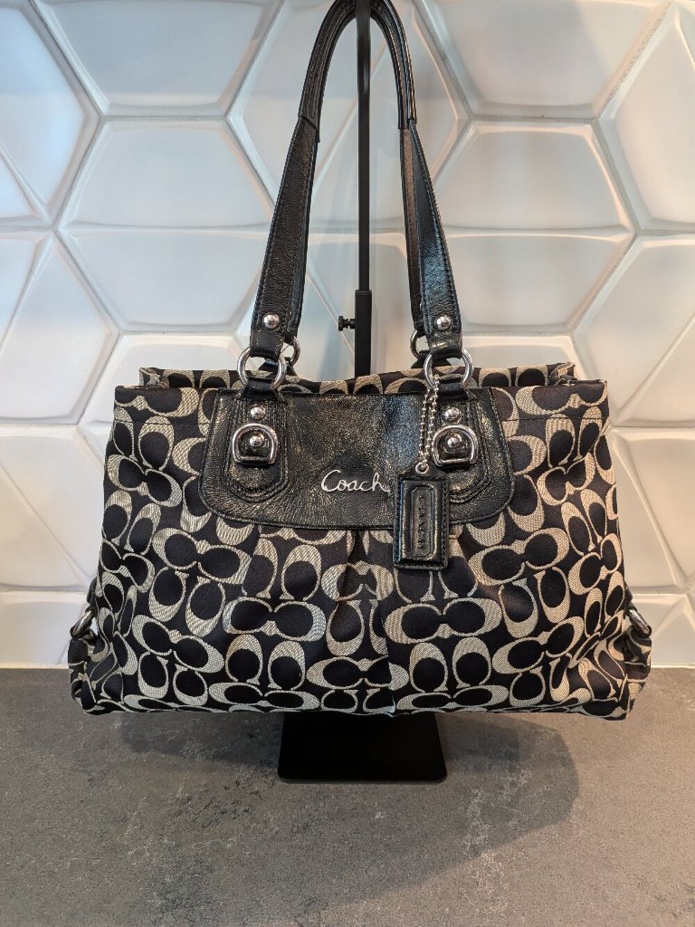 Coach Ashley Signature Sateen Jacquard Carryall Women's Patent Leather Black